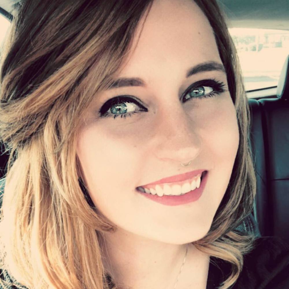Meet your Posher, Lydia